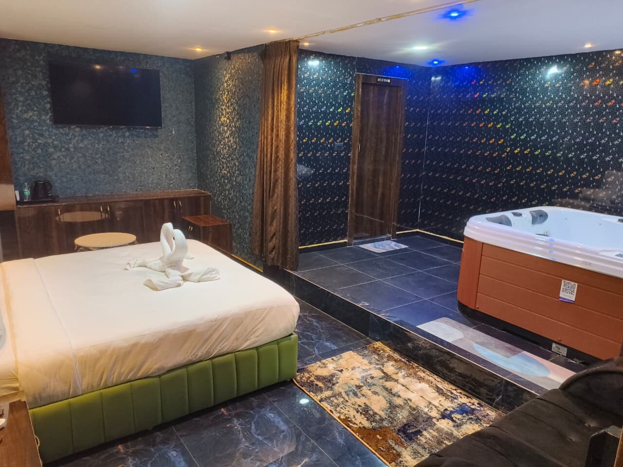 In-room jacuzzi